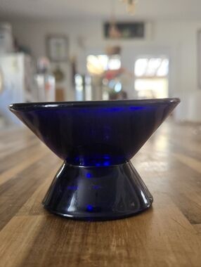Iittala Kartio Cobalt Candleholder